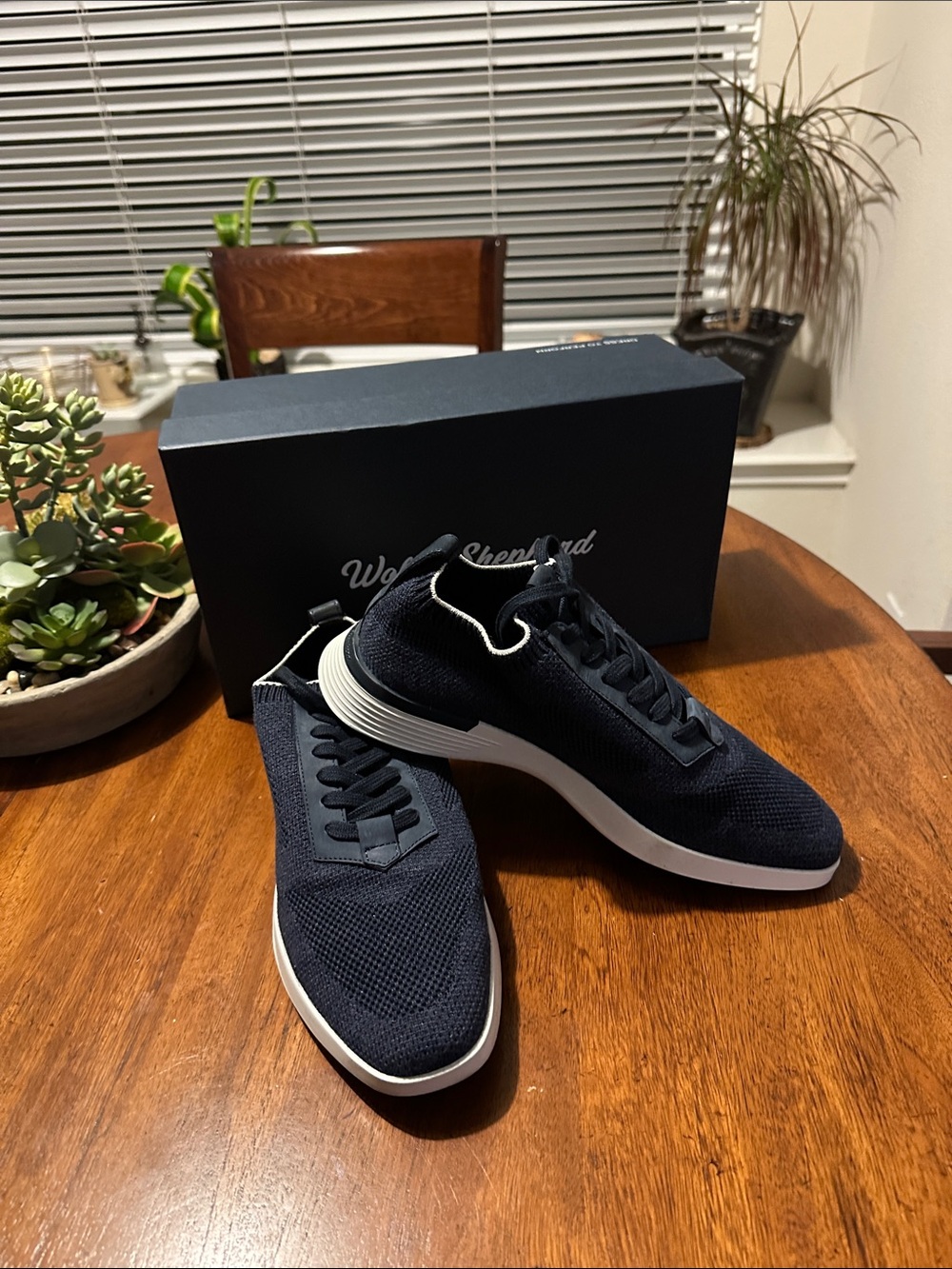 Men’s Knit Lace-Up Trainer Sneakers in Navy by Wolf & Shepherd - Size 8